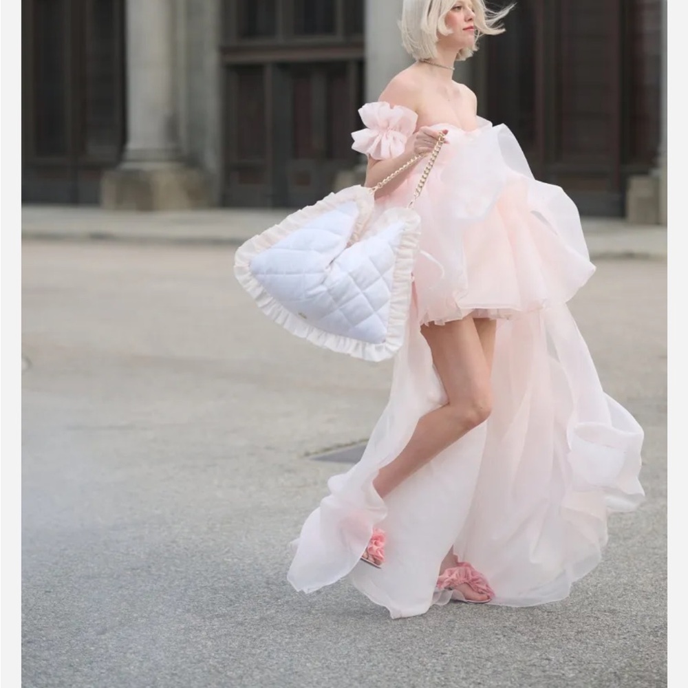 NWT SELKIE The Strawberry Milk Runway Puff - Picture 4 of 5